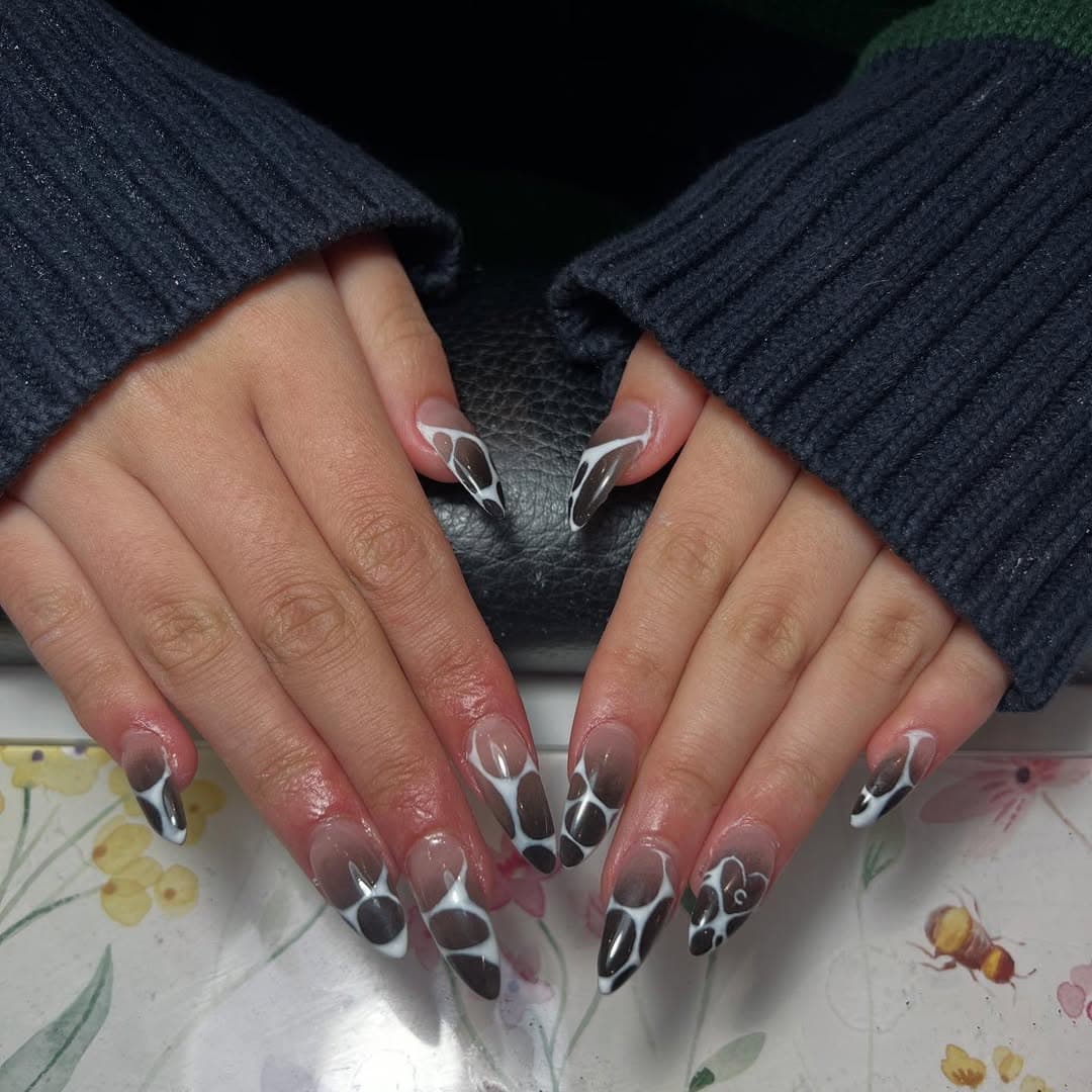 Elegant nail art